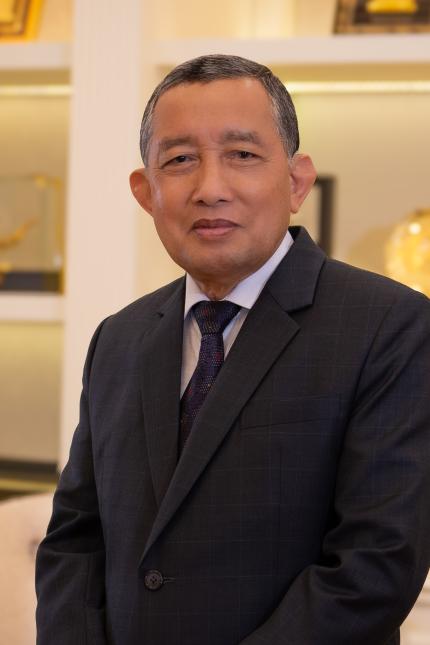 YBhg. Tan Sri Dato' Sri Idrus bin Harun