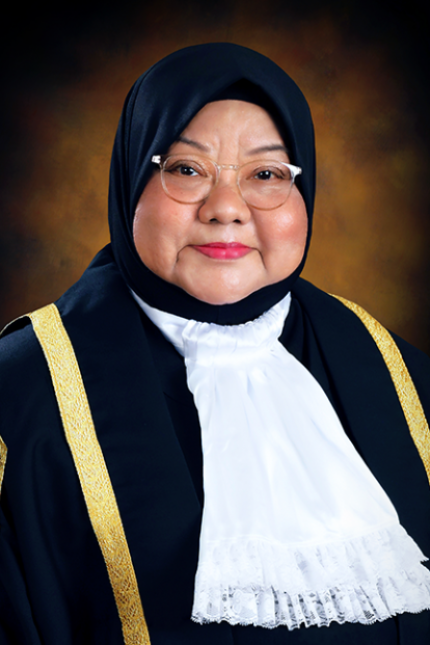 YA Puan Zaharah binti Hussain